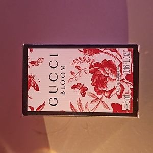 Gucci Bloom Eau De Parfum